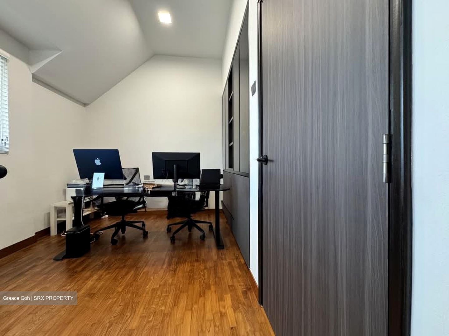 Frankel Estate (D15), Terrace #555937901